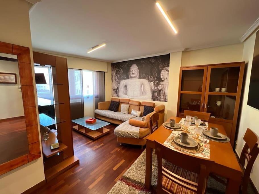 Appartamento Piso Confort Y Detalles Ourense Esterno foto